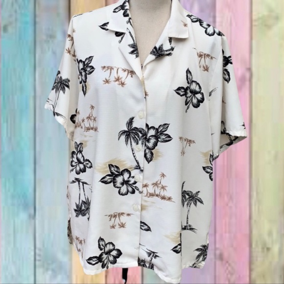 Bon Worth Tops - Bon Worth Cream Ivory Hawaiian Floral Print Button Up Top